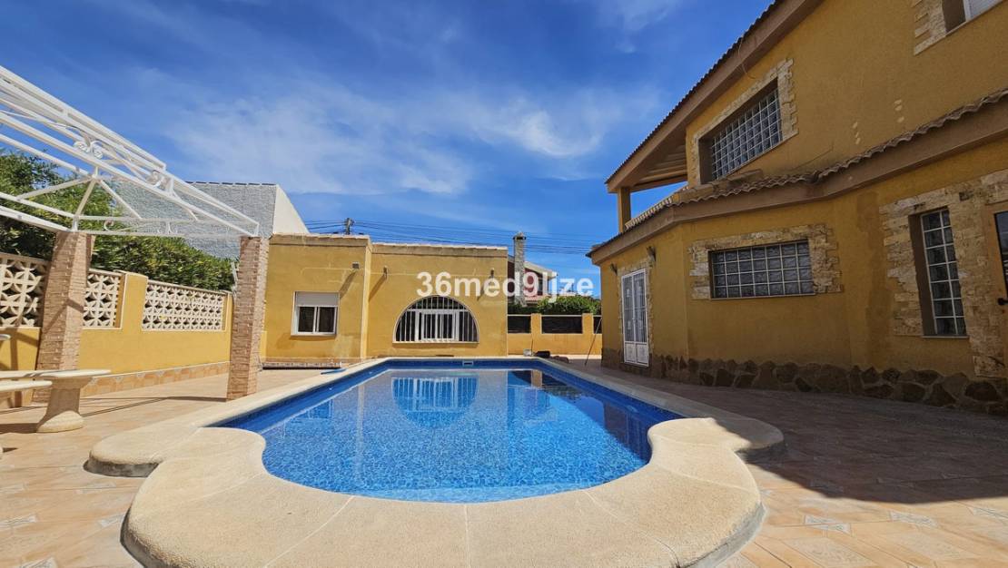 Sale - Villa - Los Alcázares - Los Alcazares Centro