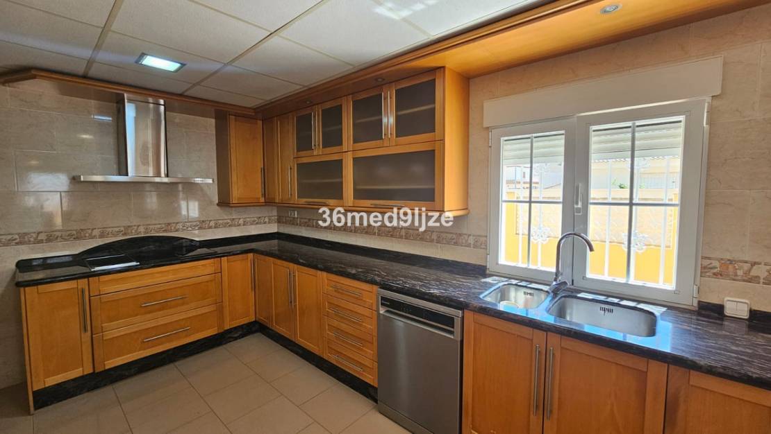 Sale - Villa - Los Alcázares - Los Alcazares Centro
