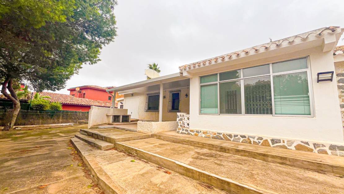 Sale - Villa - Los Balcones - Los Altos del Edén