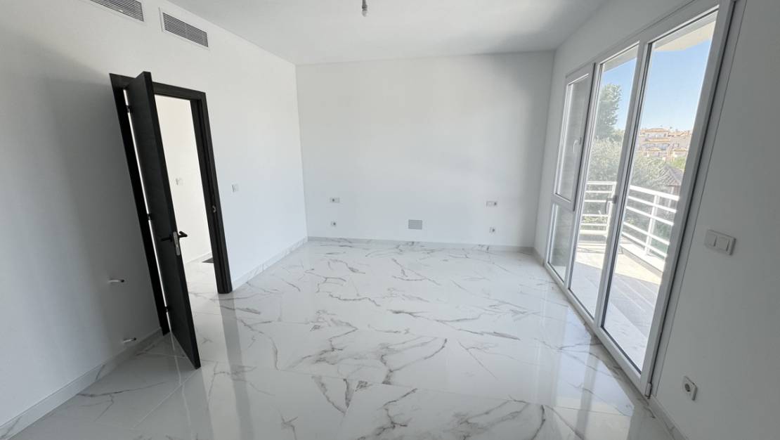 Sale - Villa - Los Balcones