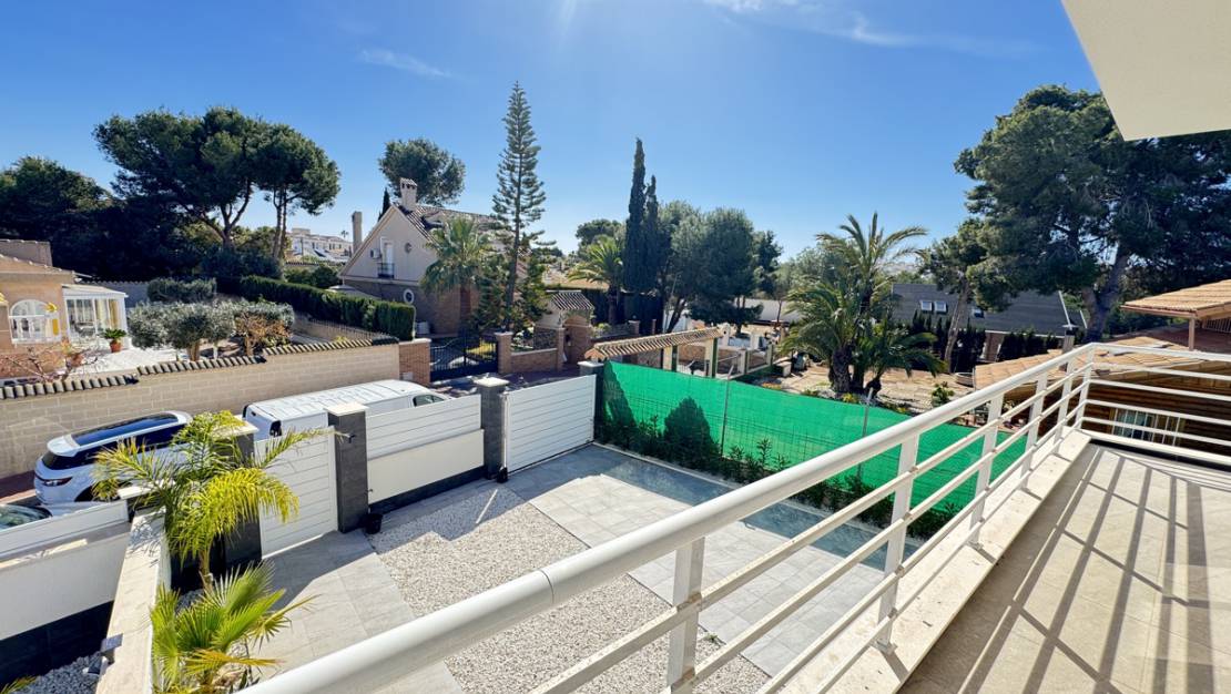 Sale - Villa - Los Balcones