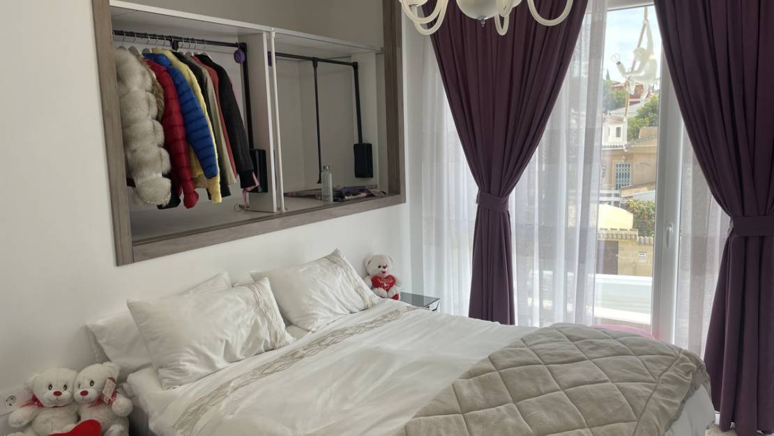 Sale - Villa - Los Balcones