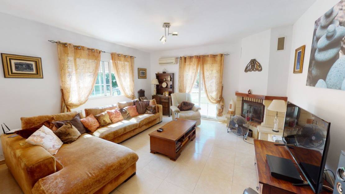 Sale - Villa - Los Belones