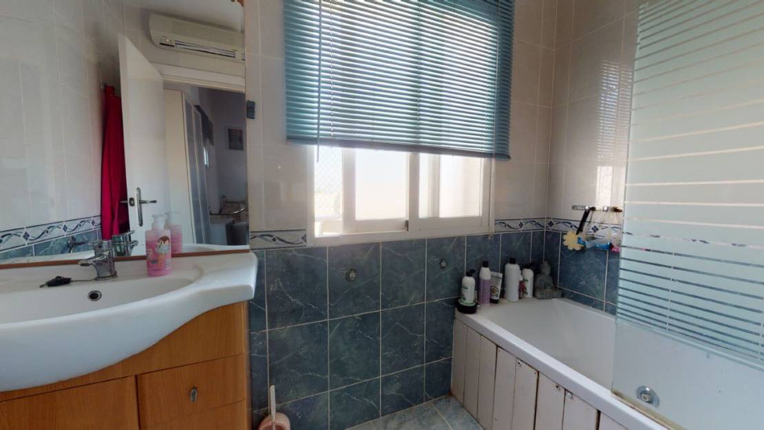 Sale - Villa - Los Belones
