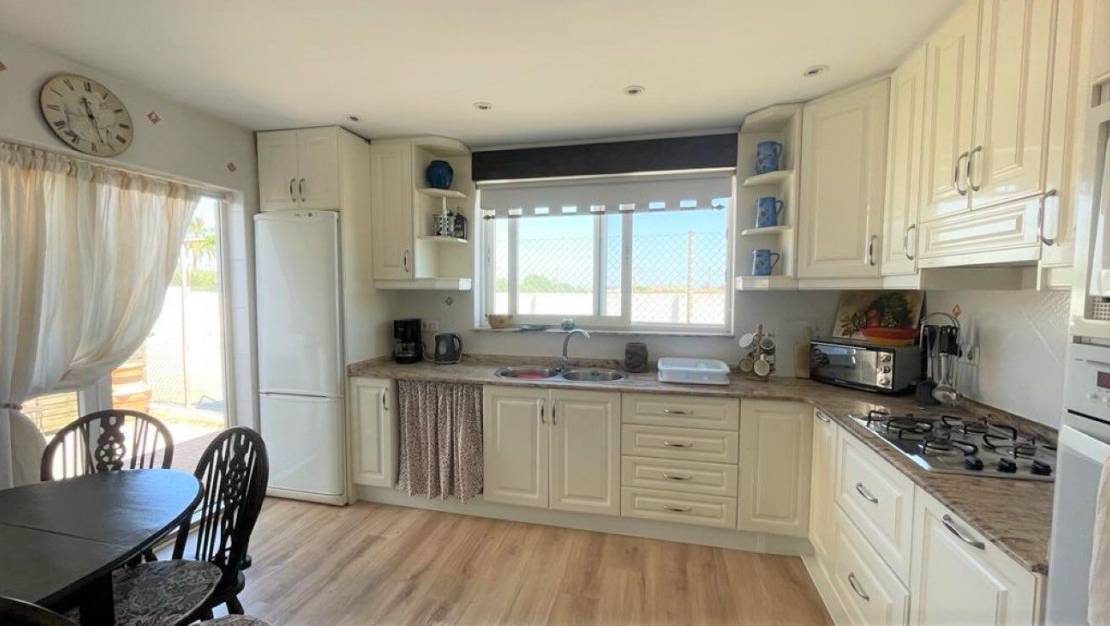 Sale - Villa - Los Belones