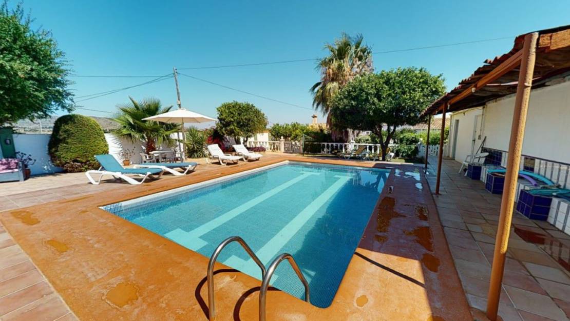 Sale - Villa - Los Belones