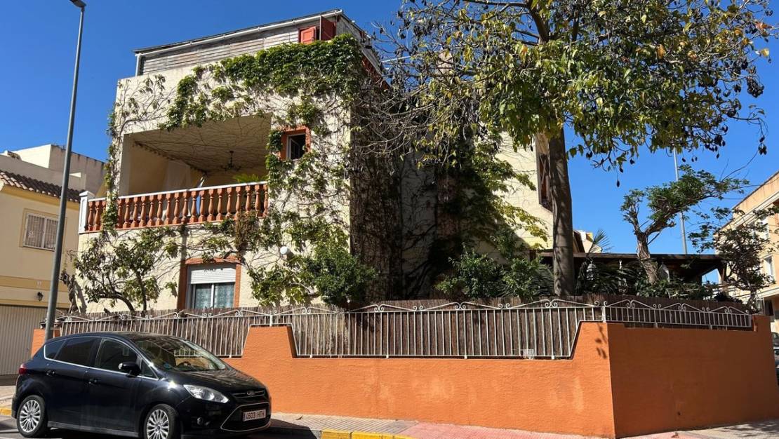 Sale - Villa - Los Montesinos - Los Montesinos Centro