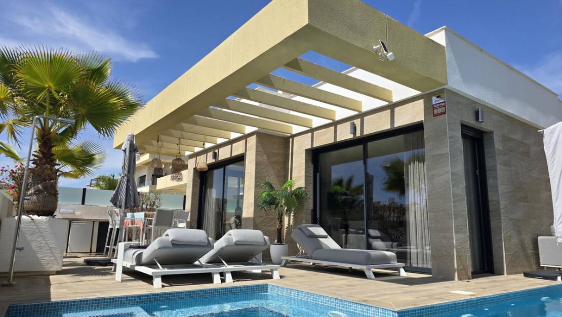 Sale - Villa - Los Montesinos - Los Montesinos Centro