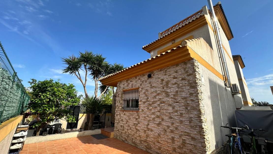 Sale - Villa - Los Montesinos - Los Montesinos Centro