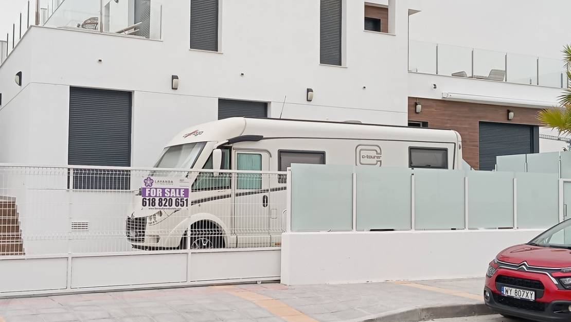 Sale - Villa - Los Montesinos - Los Montesinos Centro