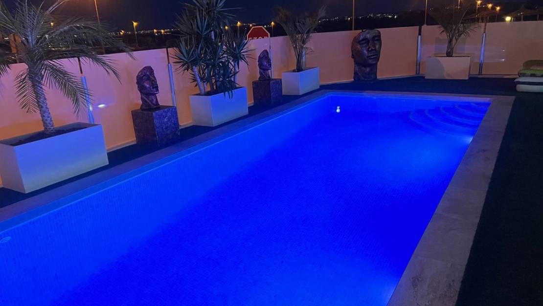 Sale - Villa - Los Montesinos - Los Montesinos Centro