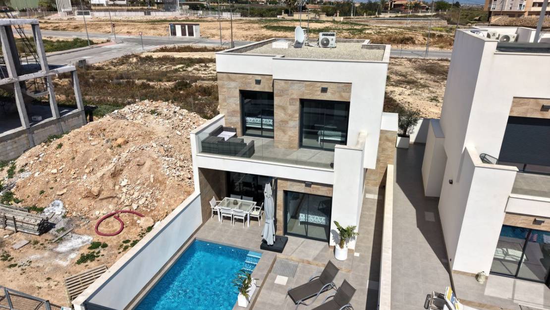 Sale - Villa - Los Montesinos - Los Montesinos Centro