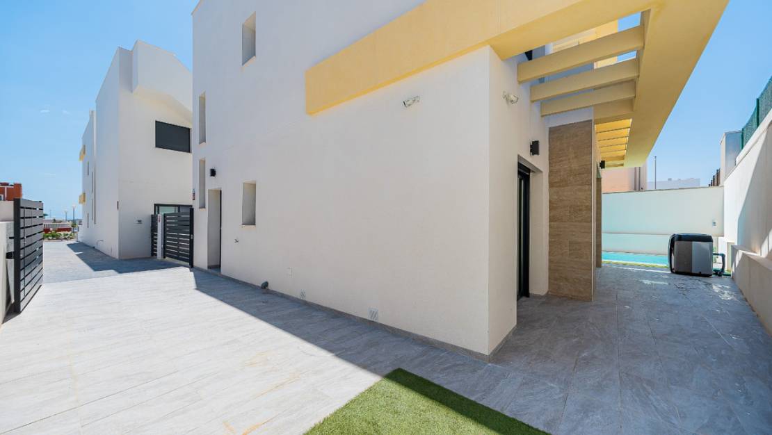 Sale - Villa - Los Montesinos - Los Montesinos Centro