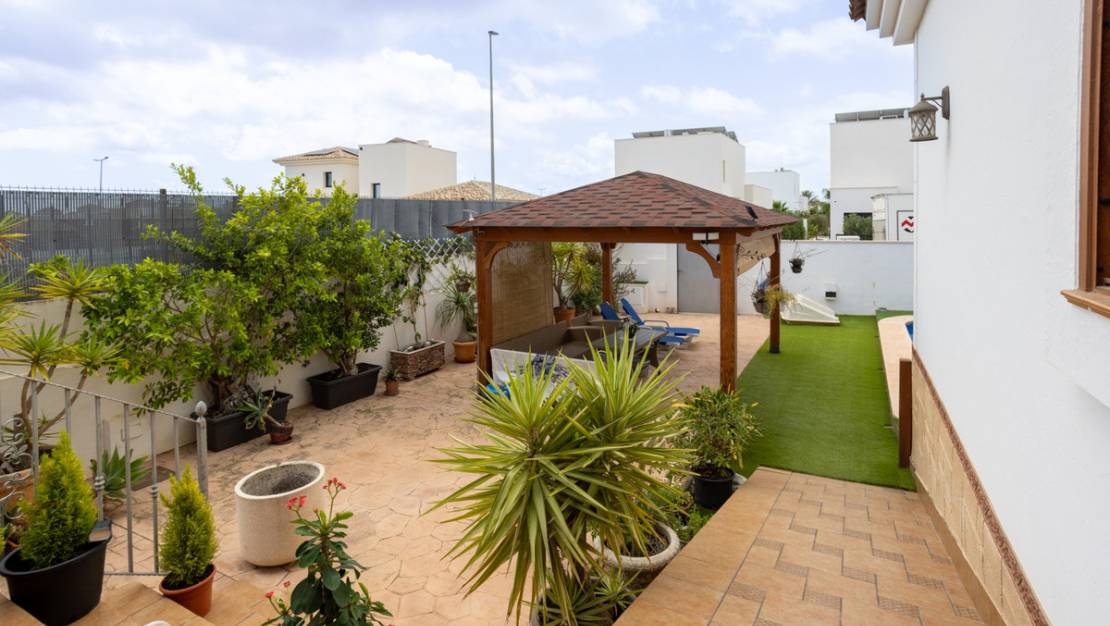Sale - Villa - Los Montesinos - Los Montesinos Centro