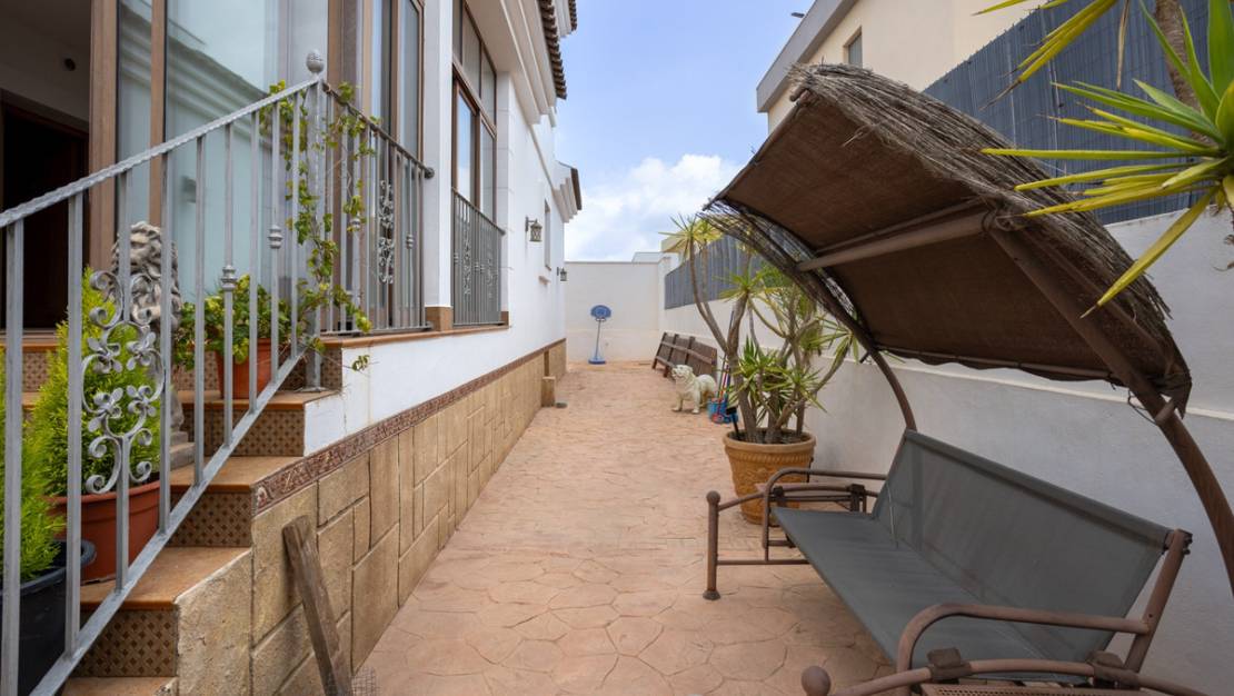 Sale - Villa - Los Montesinos - Los Montesinos Centro