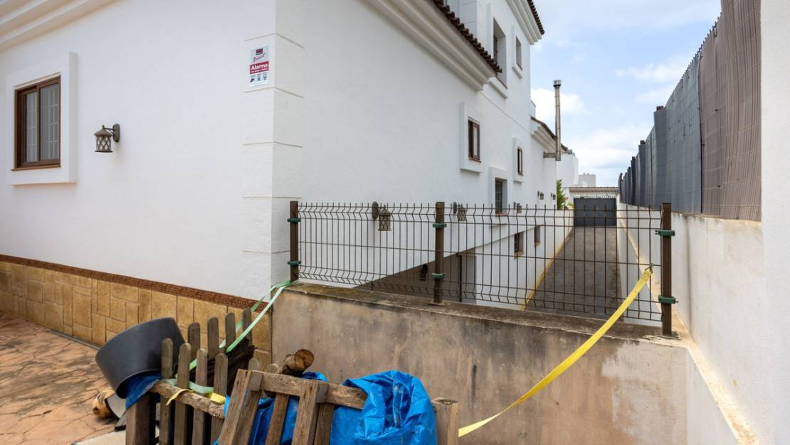 Sale - Villa - Los Montesinos - Los Montesinos Centro