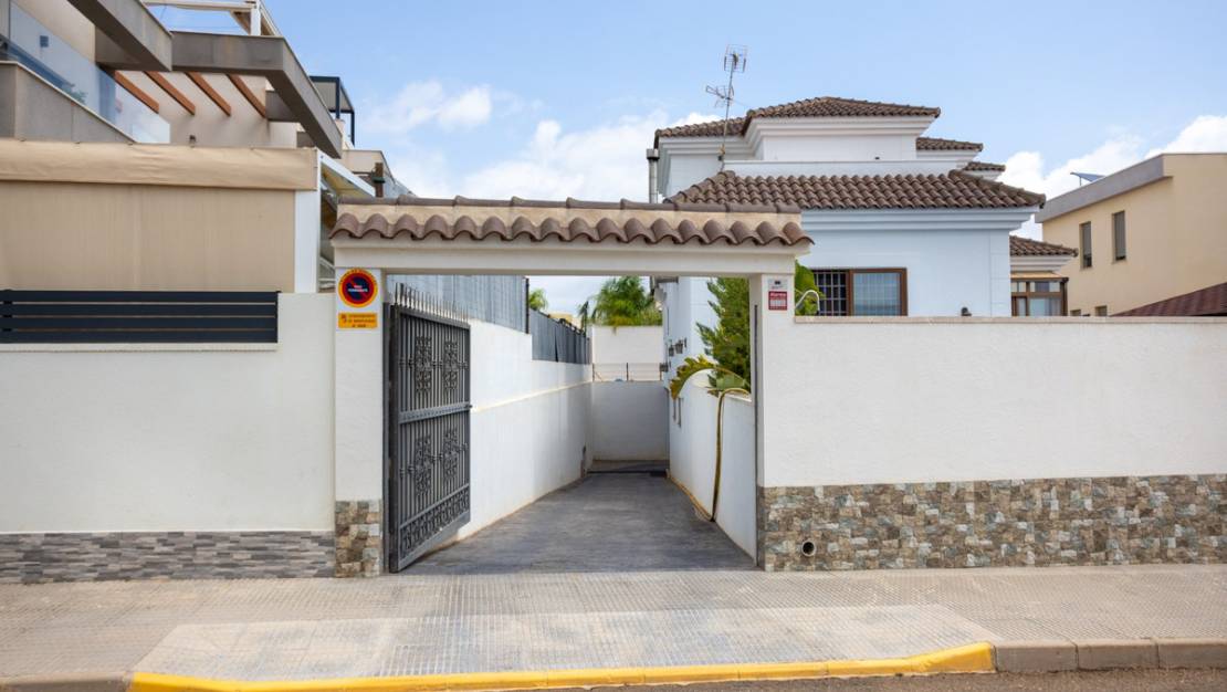 Sale - Villa - Los Montesinos - Los Montesinos Centro