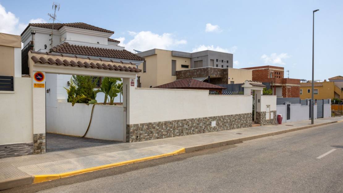 Sale - Villa - Los Montesinos - Los Montesinos Centro