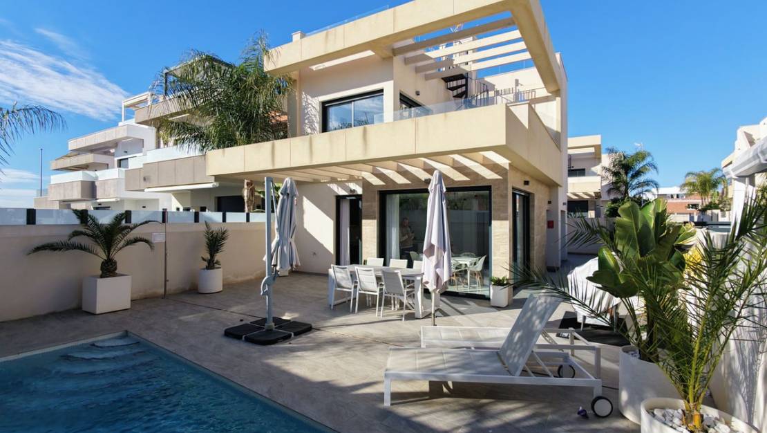 Sale - Villa - Los Montesinos - Los Montesinos Centro