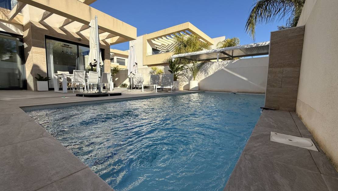Sale - Villa - Los Montesinos - Los Montesinos Centro