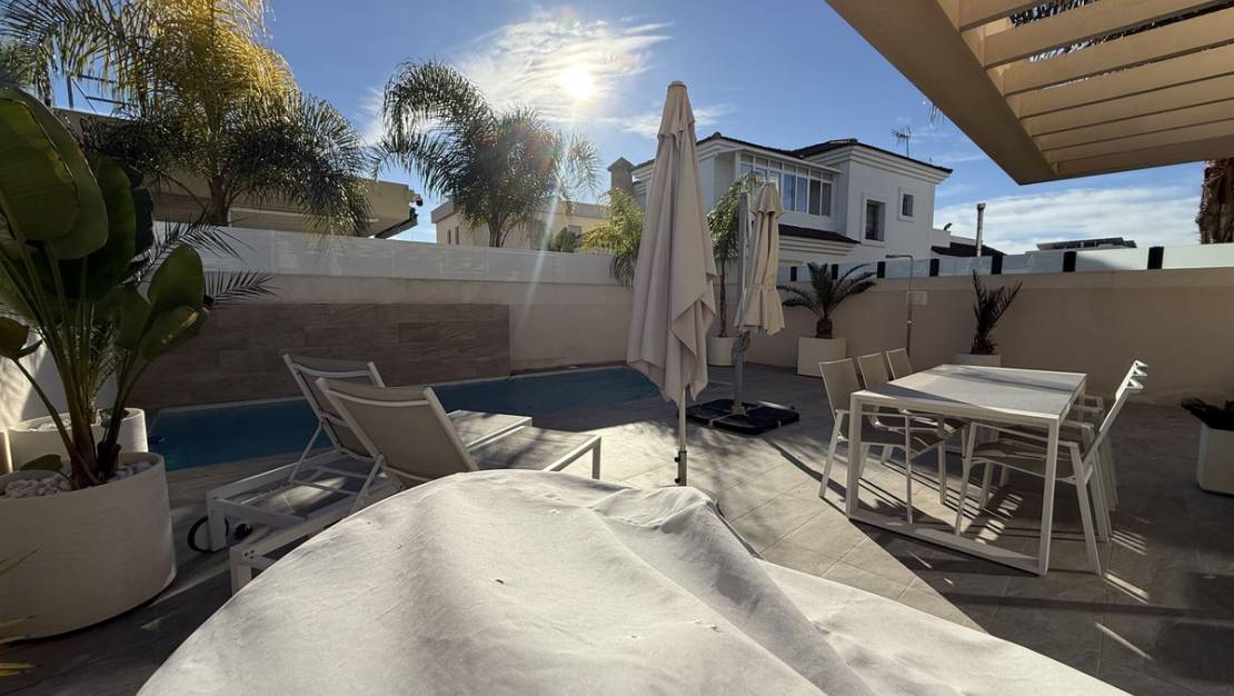 Sale - Villa - Los Montesinos - Los Montesinos Centro