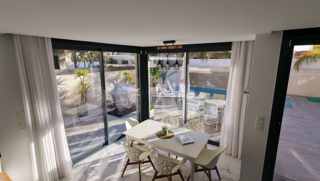 Sale - Villa - Los Montesinos - Los Montesinos Centro