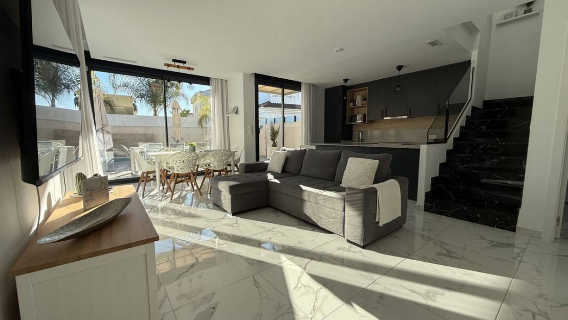 Sale - Villa - Los Montesinos - Los Montesinos Centro