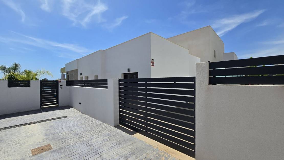 Sale - Villa - Los Montesinos - Los Montesinos Centro