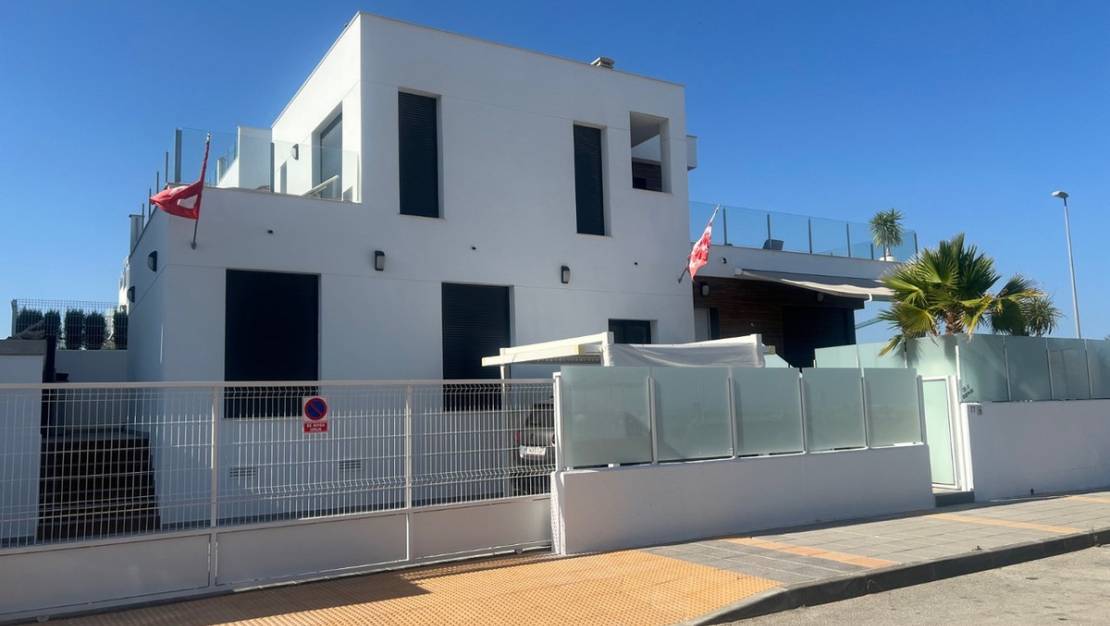 Sale - Villa - Los Montesinos - Los Montesinos Centro