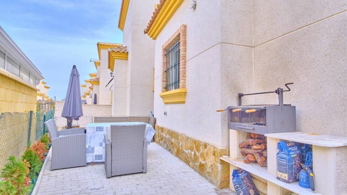 Sale - Villa - Los Montesinos - Los Montesinos Centro