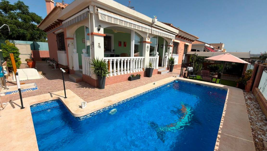 Sale - Villa - Los Montesinos - Los Montesinos Centro