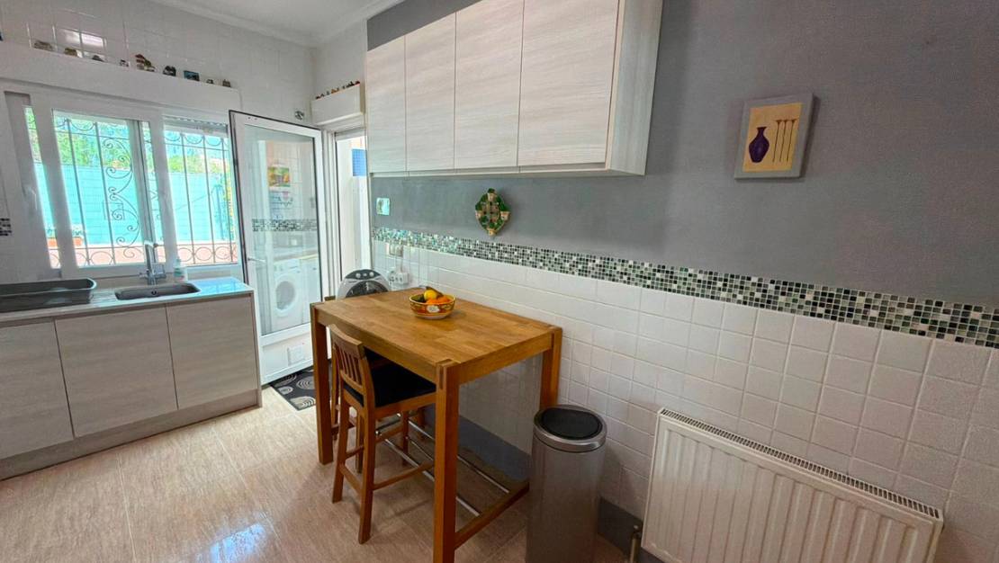 Sale - Villa - Los Montesinos - Los Montesinos Centro