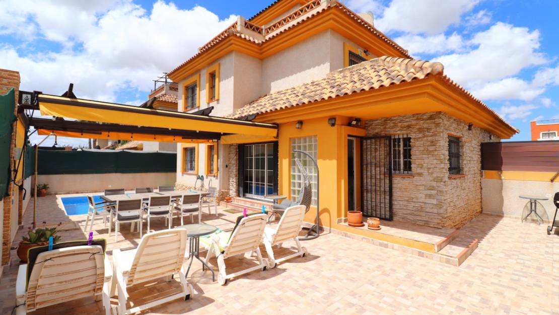Sale - Villa - Los Montesinos - Los Montesinos Centro