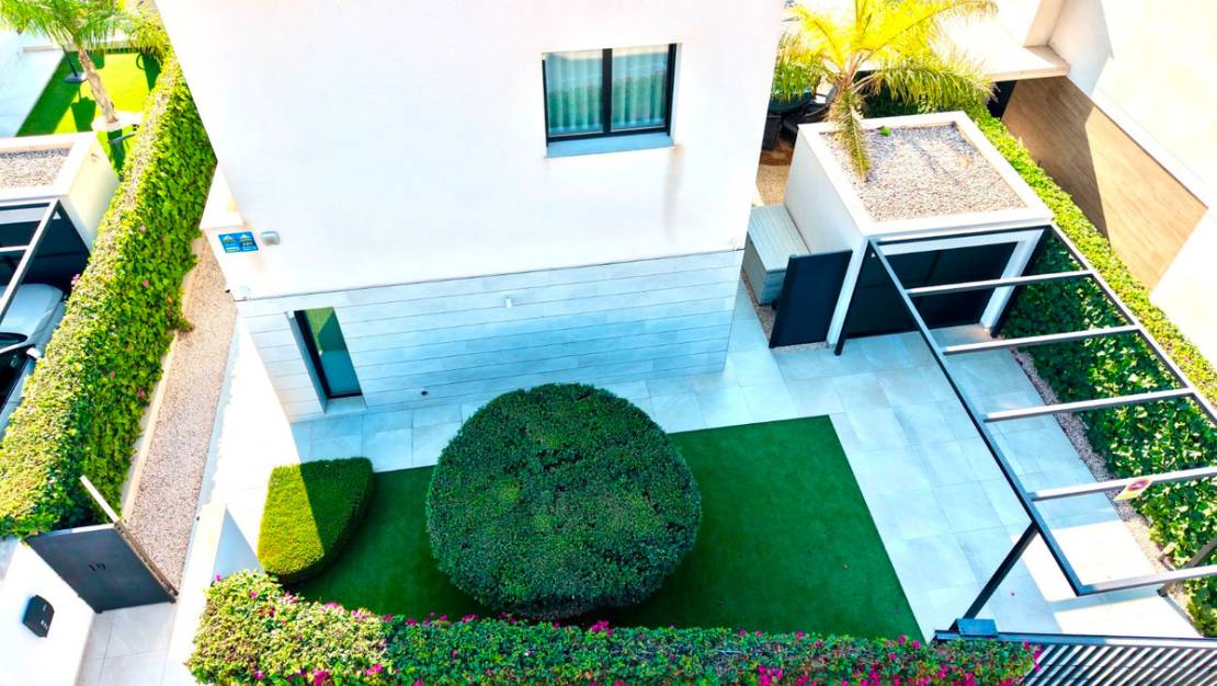 Sale - Villa - Los Montesinos - Los Montesinos Centro