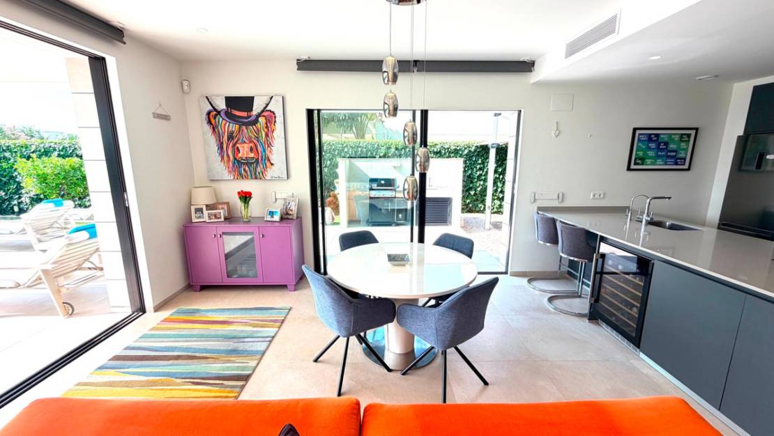 Sale - Villa - Los Montesinos - Los Montesinos Centro