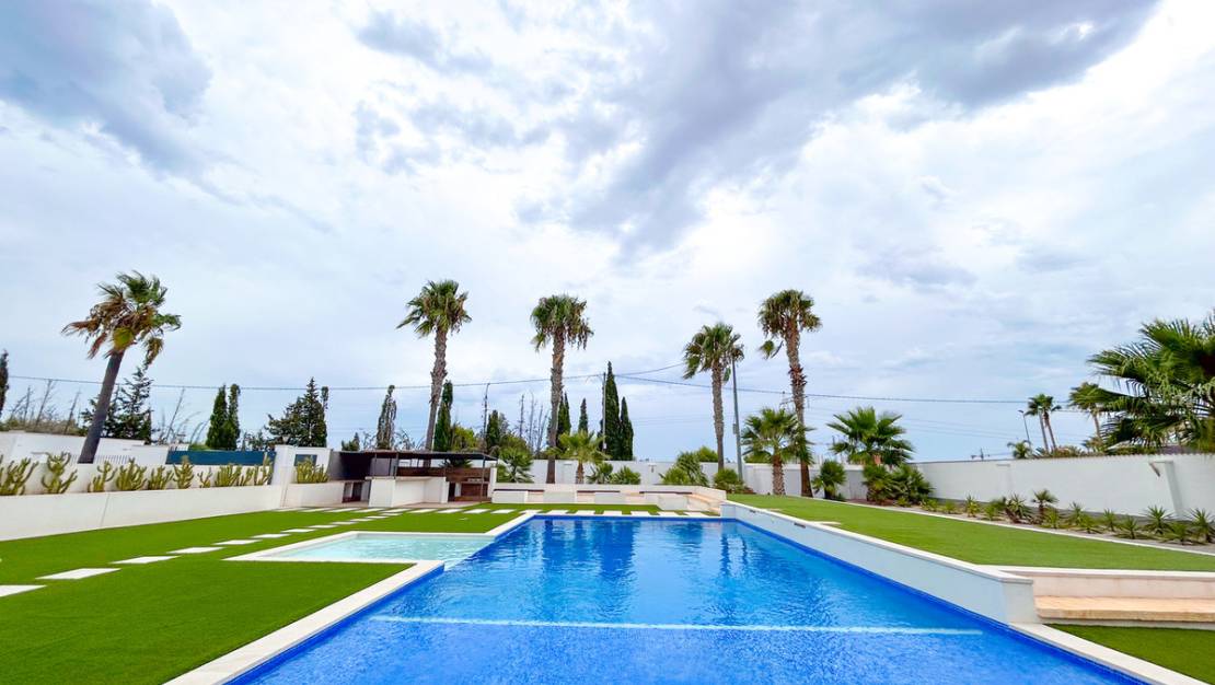 Sale - Villa - Los Montesinos - Los Montesinos Centro