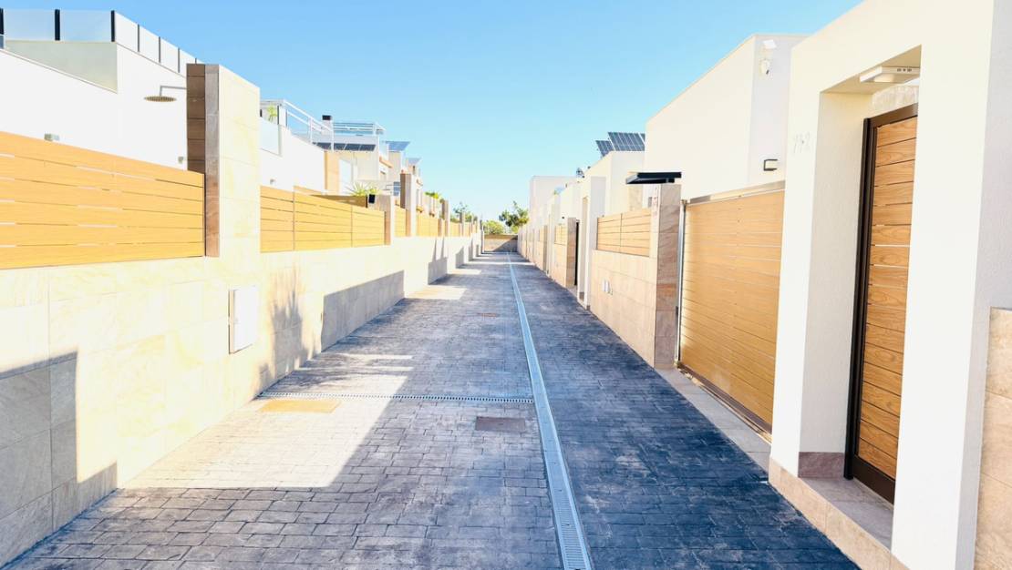 Sale - Villa - Los Montesinos - Los Montesinos Centro