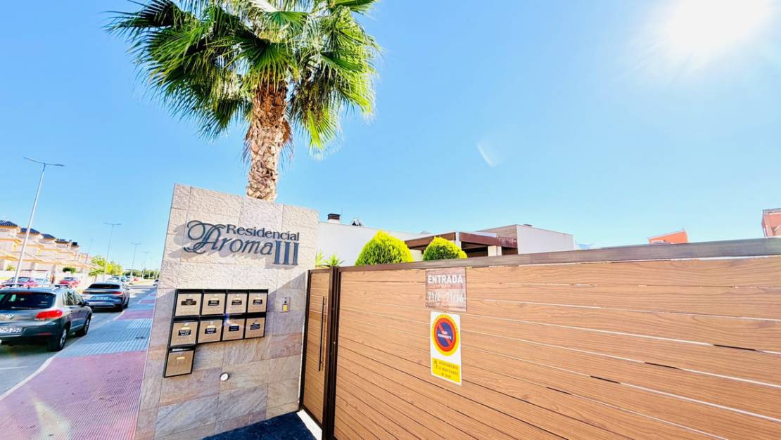 Sale - Villa - Los Montesinos - Los Montesinos Centro