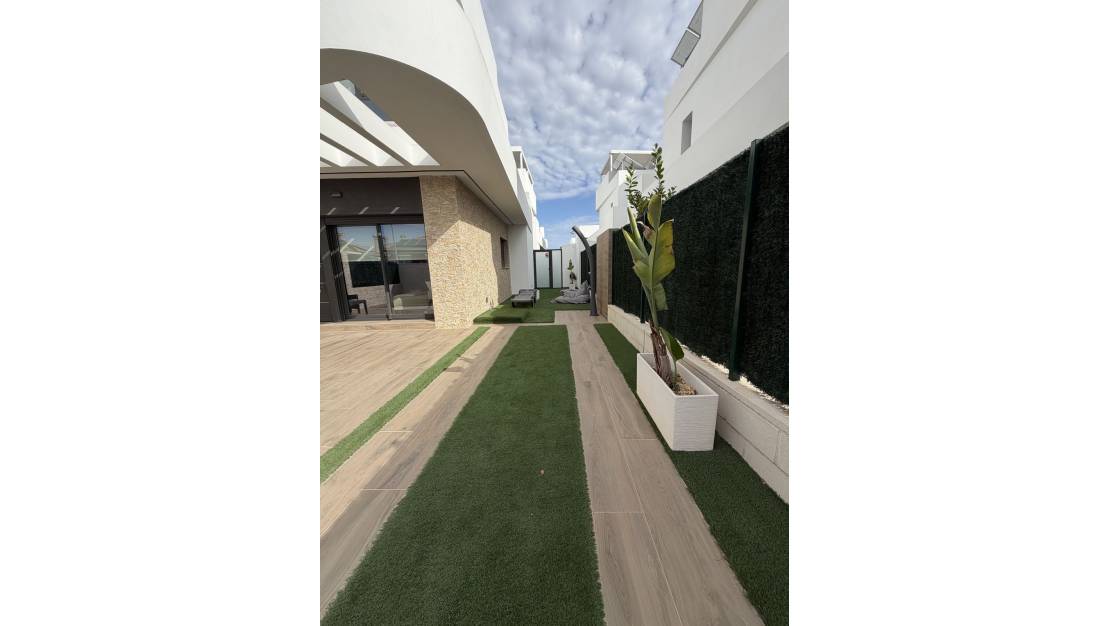 Sale - Villa - Los Montesinos - Los Montesinos Centro