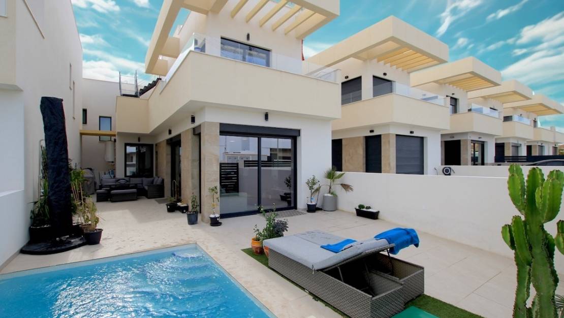 Sale - Villa - Los Montesinos - Los Montesinos Centro