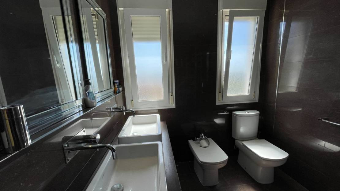 Sale - Villa - Monforte del Cid - Monforte del Cid Centro