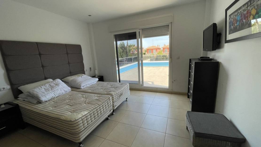 Sale - Villa - Monforte del Cid - Monforte del Cid Centro