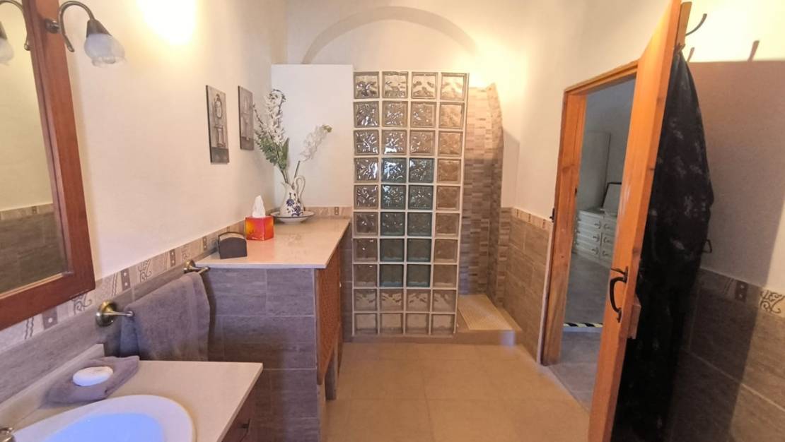 Sale - Villa - Monóvar - Monòver - Chinorlet