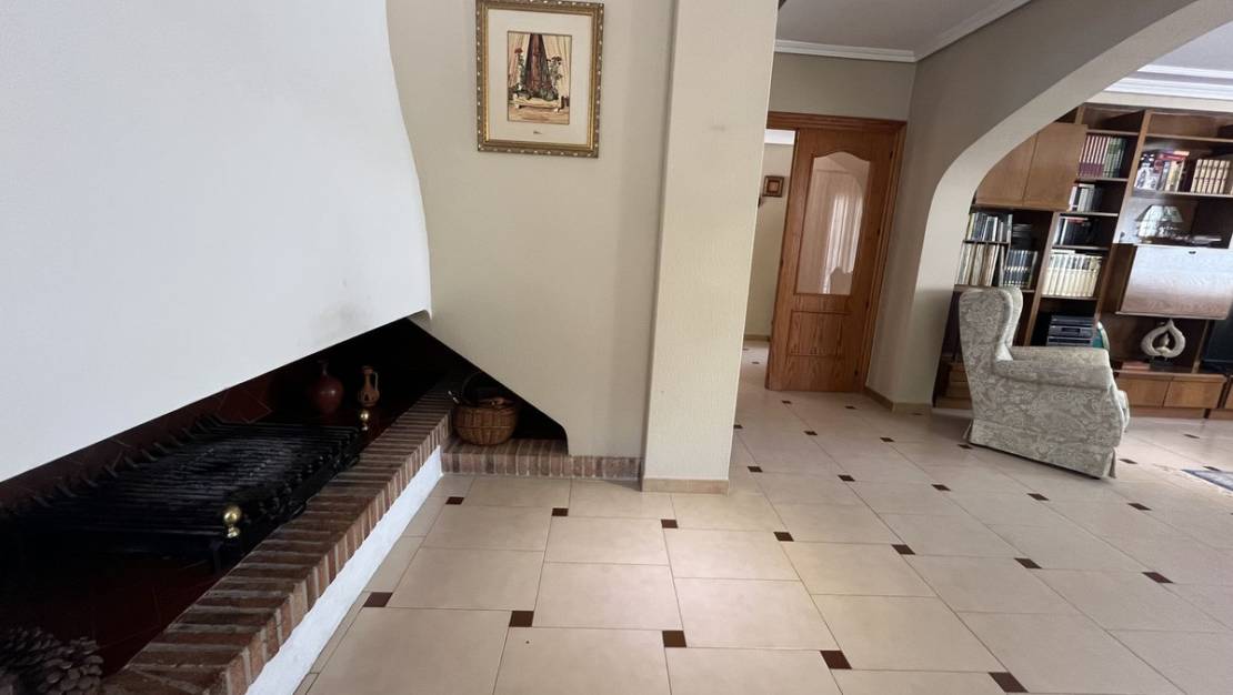 Sale - Villa - Mutxamel - Mutxamel Centro