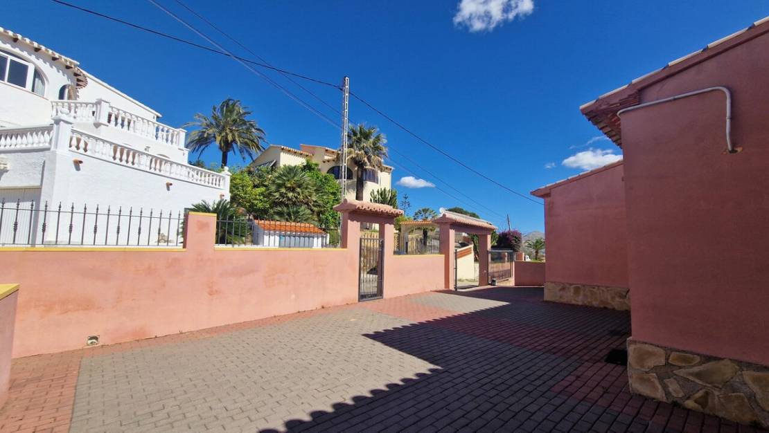 Sale - Villa - Orba - Orba Centro