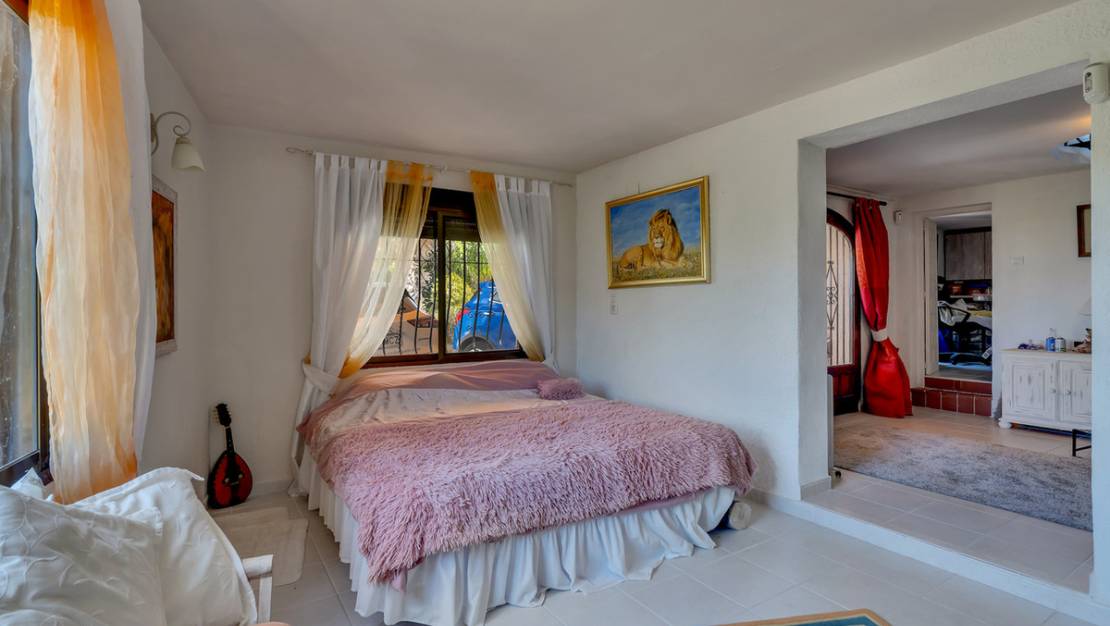 Sale - Villa - Orba - Orba Centro