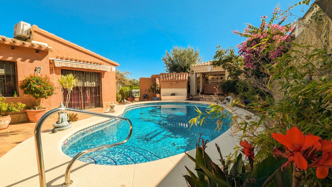 Sale - Villa - Orba - Orba Centro