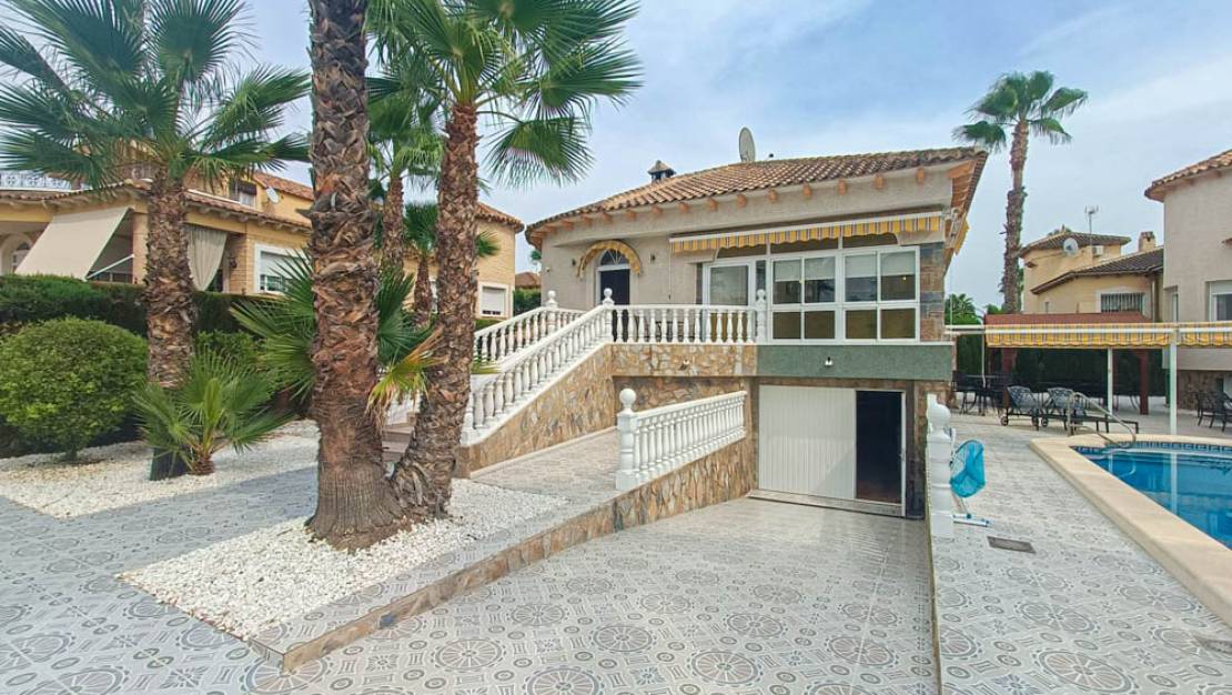 Sale - Villa - Orihuela - Benferri