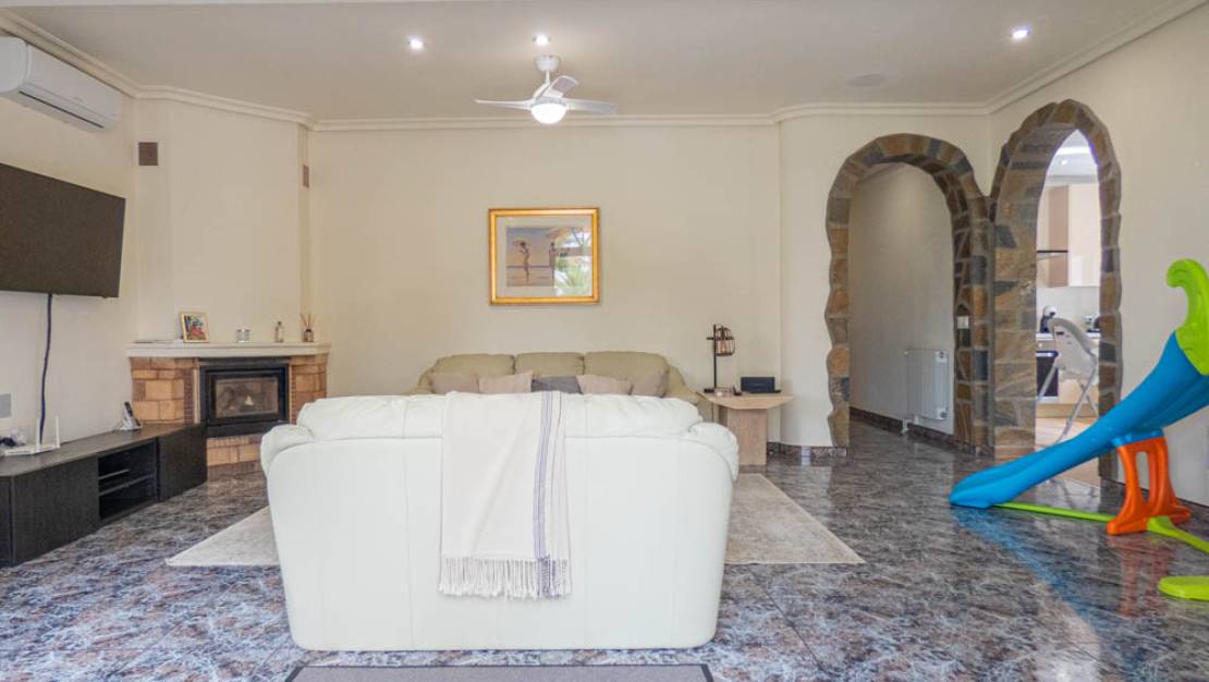 Sale - Villa - Orihuela - Benferri