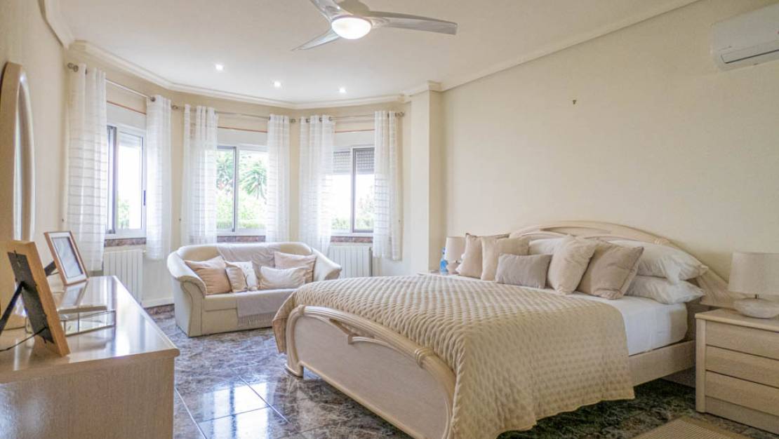 Sale - Villa - Orihuela - Benferri